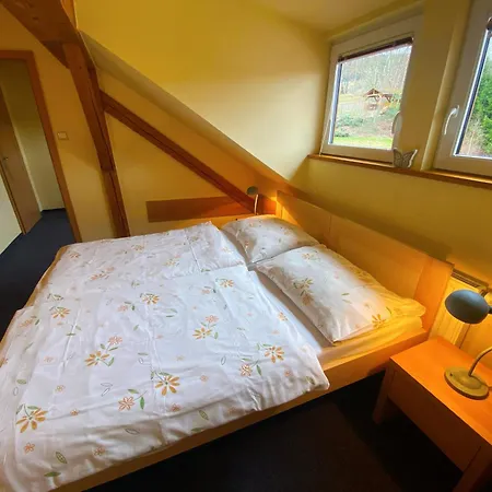 Pod ždánovem