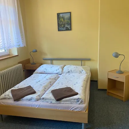 Pod ždánovem Penzion Nezdice