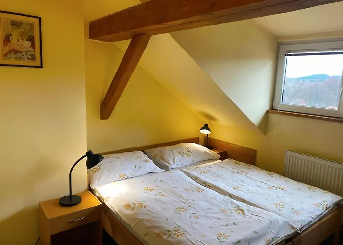 Pod Zdanovem Konukevi
